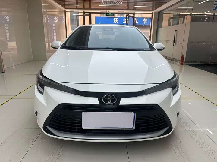 Toyota Levin 2024 2024款 智能电混双擎 1.8L 骑士版