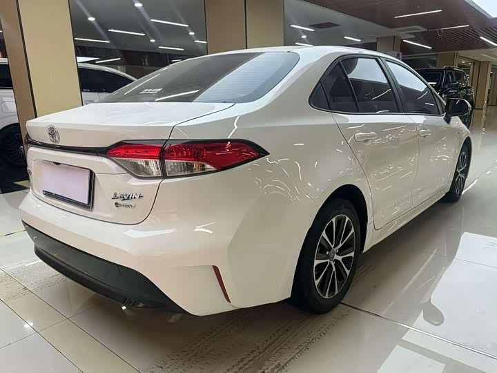 Toyota Levin 2024 2024款 智能电混双擎 1.8L 骑士版