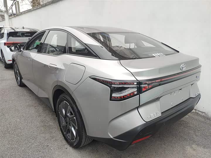 Toyota bZ3 2024 2024款 517km 精英 PRO