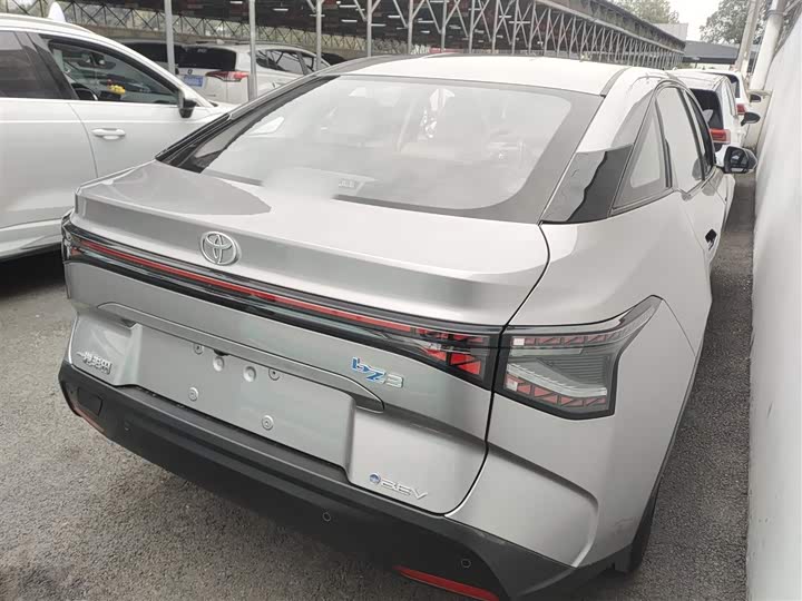 Toyota bZ3 2024 2024款 517km 精英 PRO