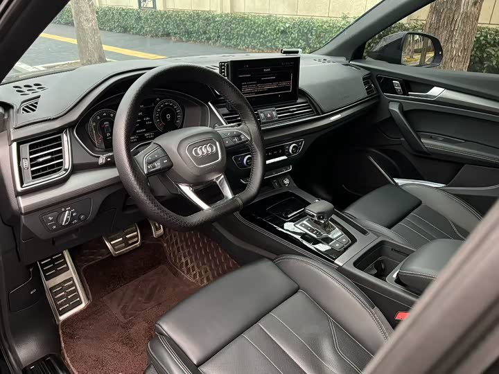 Audi Q5L 2025 2025款 45 TFSI 豪华动感型