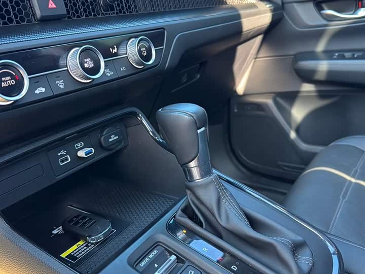 Honda CR-V 2024 2024款 240TURBO 两驱锋尚版 5座