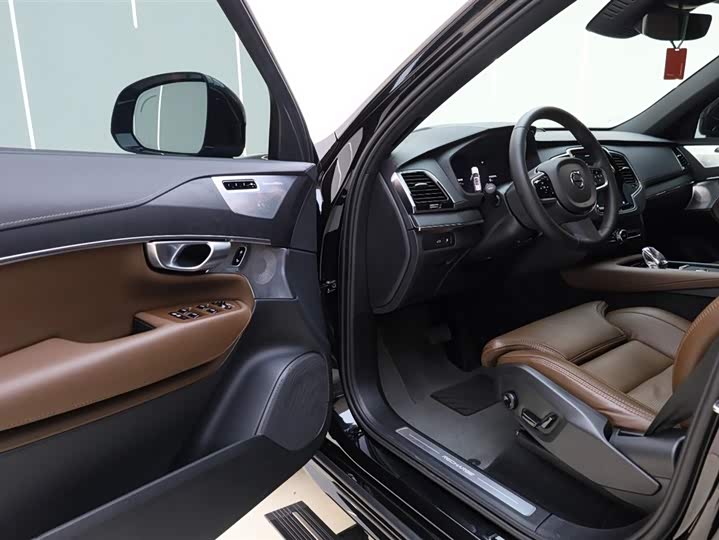Volvo XC90 Hybrid 2024 2024款 T8 智尊豪华版 7座