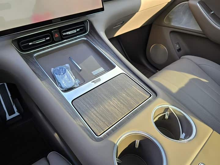 Aito M7 2026 2026款 增程 Ultra四驱版 5座