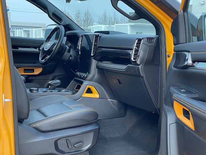 Ford Ranger 2023 2023款 野地四驱自动版 汽油