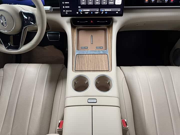 Aito M7 2026 2026款 增程 Max四驱版 5座