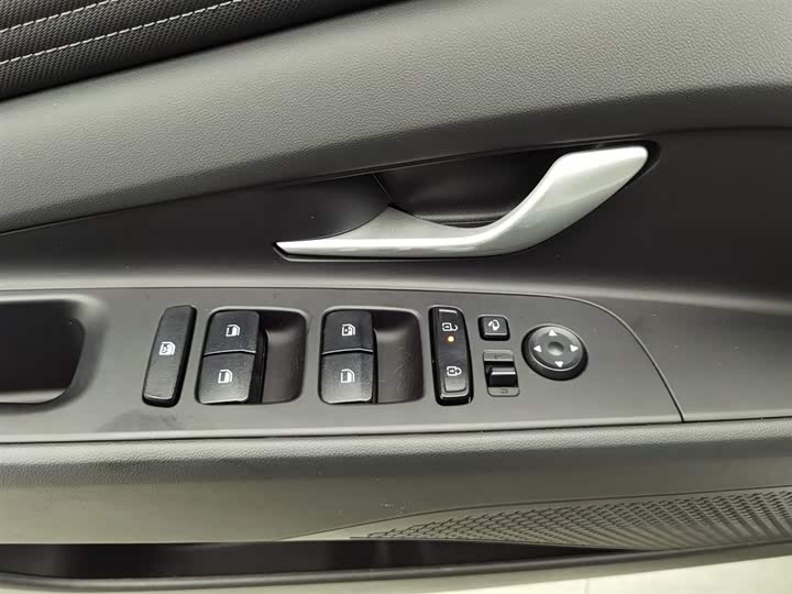 Hyundai Elantra N line 2023 2023款 1.5L CVT GLX精英版