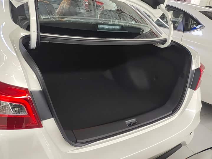 Nissan Sylphy 2024 2024款 经典 1.6XE CVT舒适版