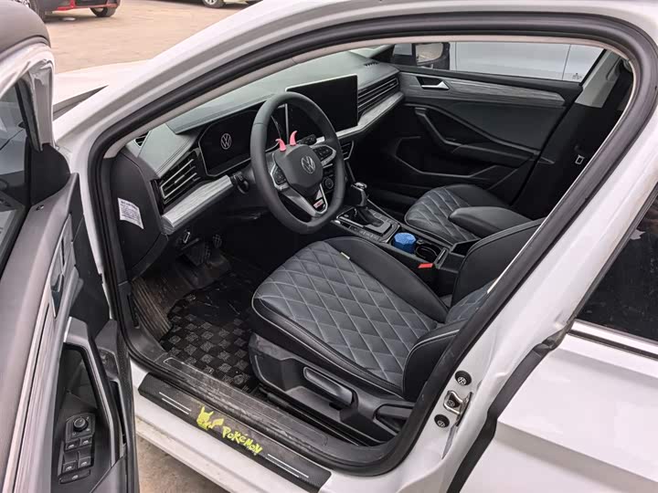 Volkswagen Sagitar L 2024 2024款 300TSI DSG超越版