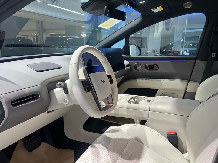 LiXiang i6 2025 2025款 两驱标准版