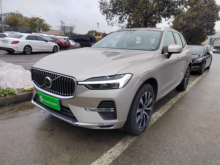 Volvo XC60 2025 2025款 B5 四驱智远豪华版