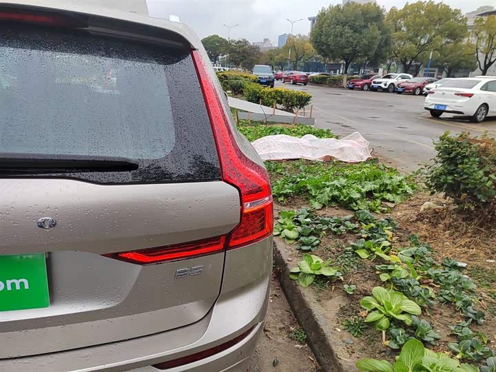 Volvo XC60 2025 2025款 B5 四驱智远豪华版