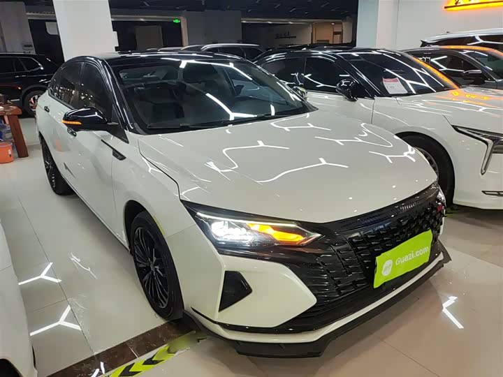 Dongfeng Aeolus Yixuan Max 2022 2022款 1.5T 超帅潮爸版
