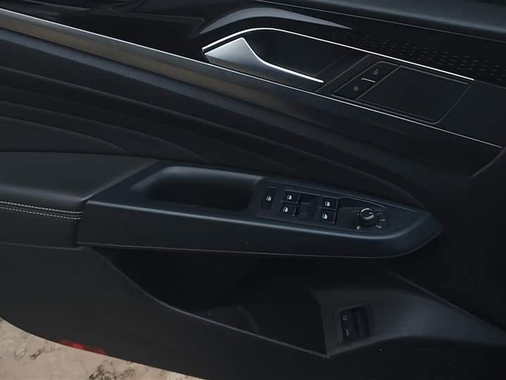 Volkswagen Passat Hybrid 2022 2022款 430PHEV 混动豪华版