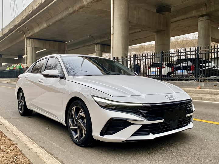 Hyundai Elantra N line 2023 2023款 1.5L CVT LUX尊贵版