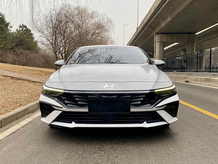Hyundai Elantra N line 2023 2023款 1.5L CVT LUX尊贵版