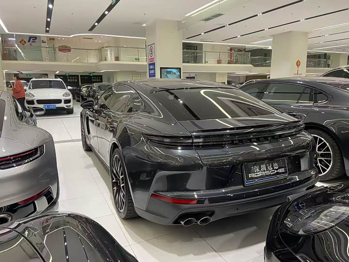 2024 Porsche Panamera