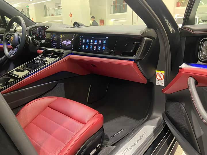 Porsche Panamera 2024 2024款 Panamera 4 行政加长版 2.9T