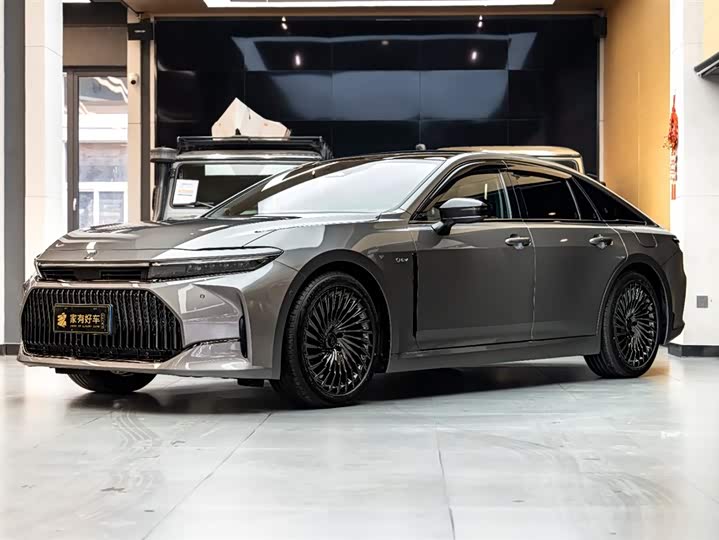 Toyota Crown Sedan 2024 2024款 2.5L 至尊版