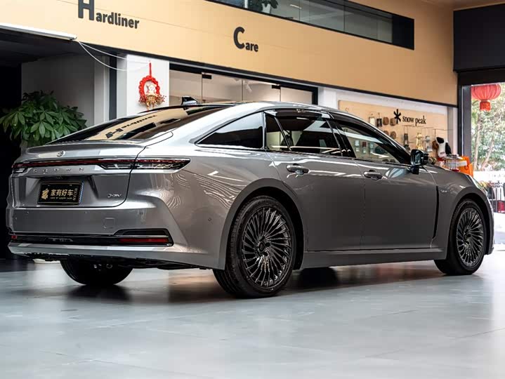 Toyota Crown Sedan 2024 2024款 2.5L 至尊版