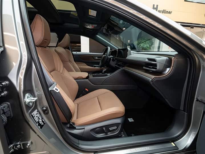 Toyota Crown Sedan 2024 2024款 2.5L 至尊版