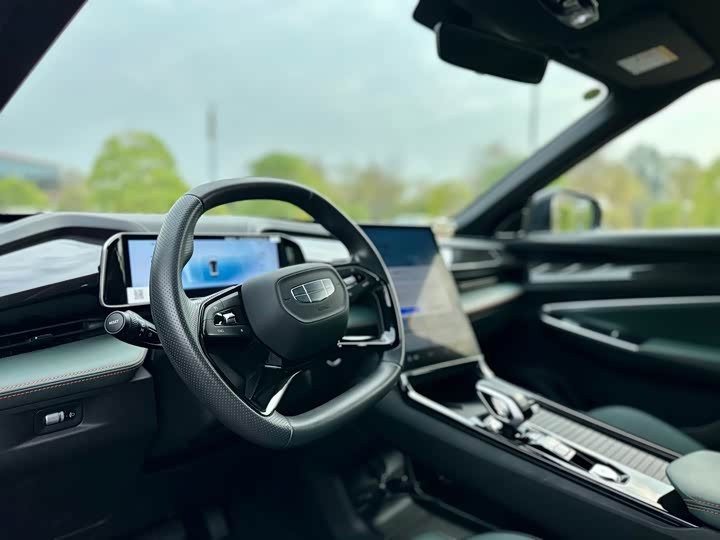 Geely Atlas 2024 2024款 1.5TD 智联+