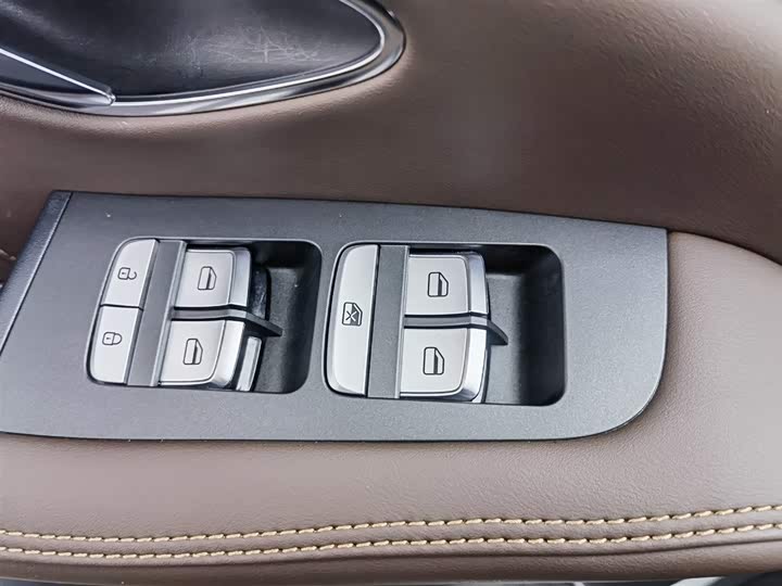 Jetour X90 2024 2024款 1.6T DCT 麒麟版 7座