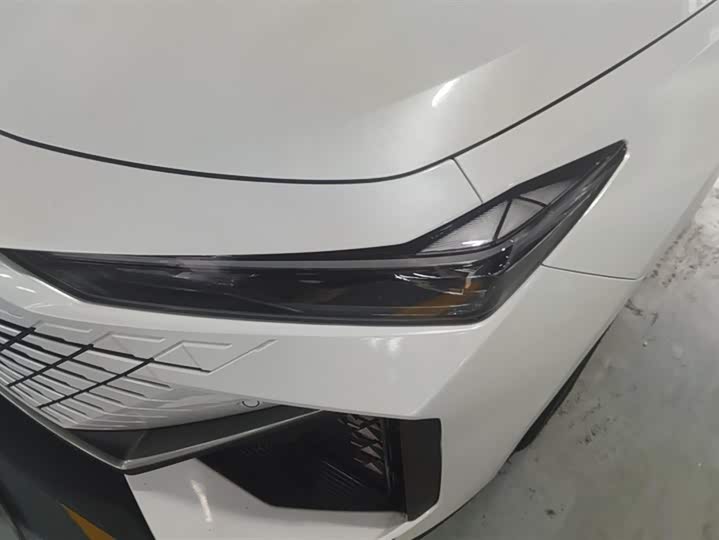 Changan UNI-V Hybrid 2023 2023款 智电iDD 1.5T 113km智趣型（飞快版）