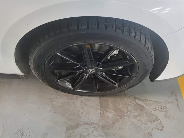 Changan UNI-V Hybrid 2023 2023款 智电iDD 1.5T 113km智趣型（飞快版）