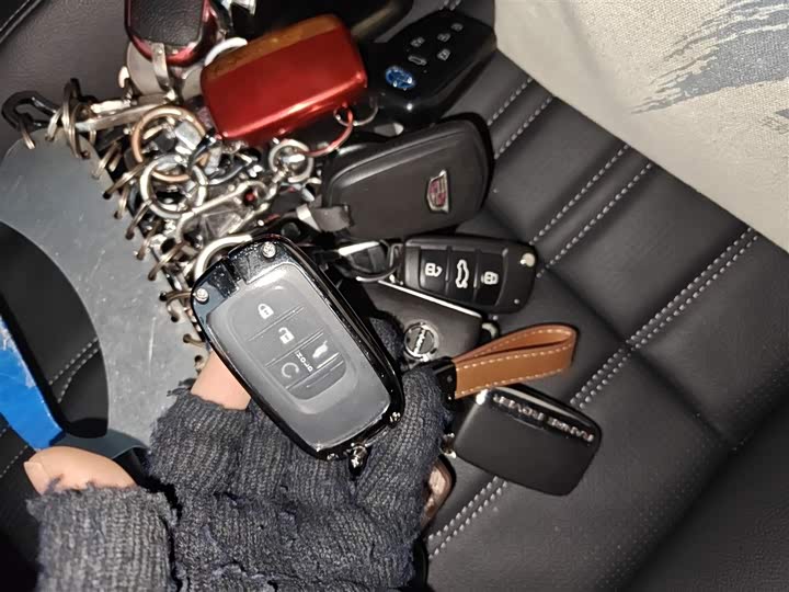 Honda Breeze 2025 2025款 240TURBO 两驱豪华版 5座