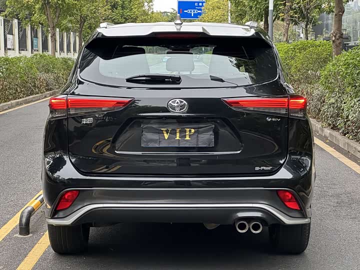 Toyota Crown Kluger 2024 2024款 2.5L HEV四驱豪华版