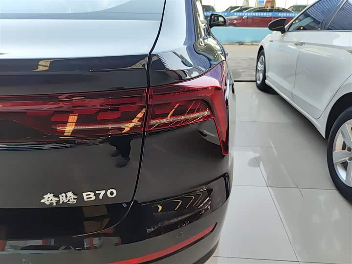 Bestune B70 2025 2025款 龙耀版 1.5T 质享型