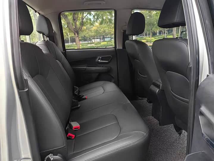 Great Wall Wingle 5 2023 2023款 2.0T 柴油两驱精英型平槽车箱