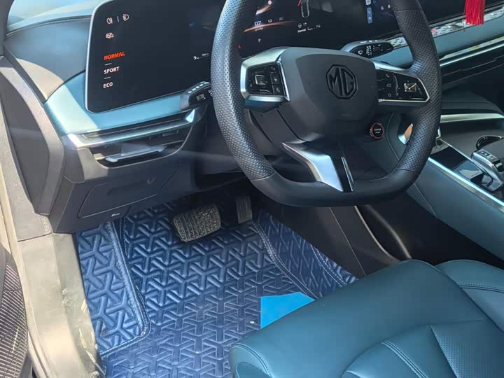 MG Motor 7 2025 2025款 2.0T 405 AT尊享版