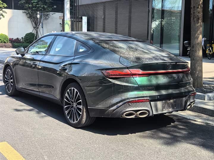 MG Motor 7 2025 2025款 2.0T 405 AT尊享版