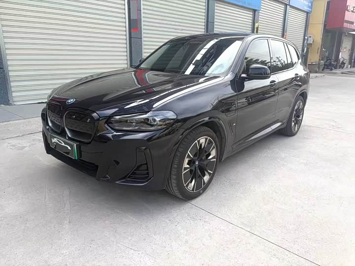 2024 BMW iX3