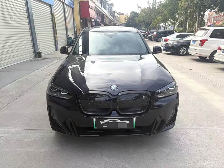 2024 BMW iX3