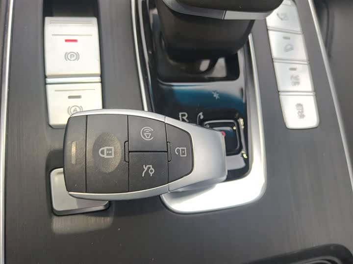 Beijing EU5 Plus 2023 2023款 R600 优享版