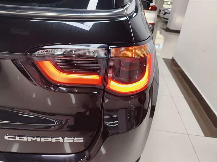 Jeep Compass 2021 2021款 220T 自动领先版