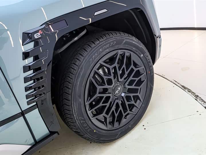 2023 BYD Yangwang U8