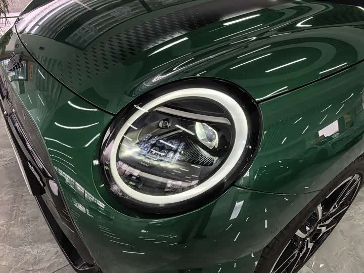 Mini Cooper 2024 2024款 452km COOPER SE 赛车手