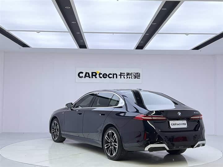 BMW 5 Series 2025 2025款 530Li 领先型 M运动套装