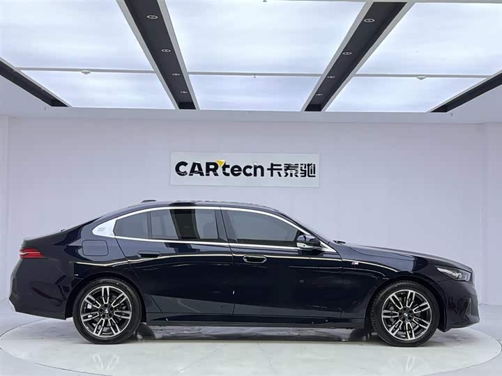BMW 5 Series 2025 2025款 530Li 领先型 M运动套装