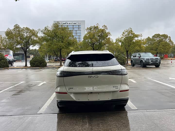 2025 BYD Sea Lion 06 Hybrid/EV