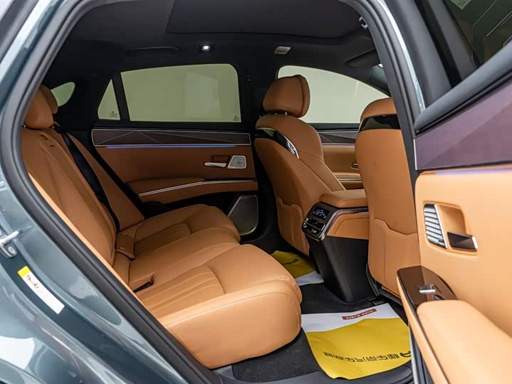 BYD Han L 2025 2025款 DM-p 四驱激光雷达旗舰型