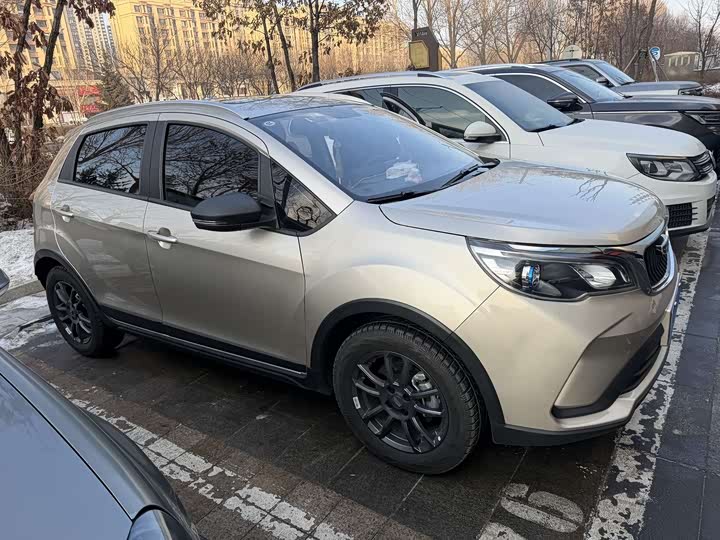 Geely Vision X3 2021 2021款 PRO 1.5L CVT尊贵型