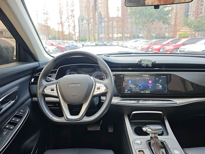 Changan Oshan X7 2021 2021款 1.5T 自动豪华型