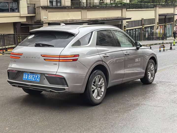 Genesis GV70 2023 2023款 2.5T 两驱豪华版