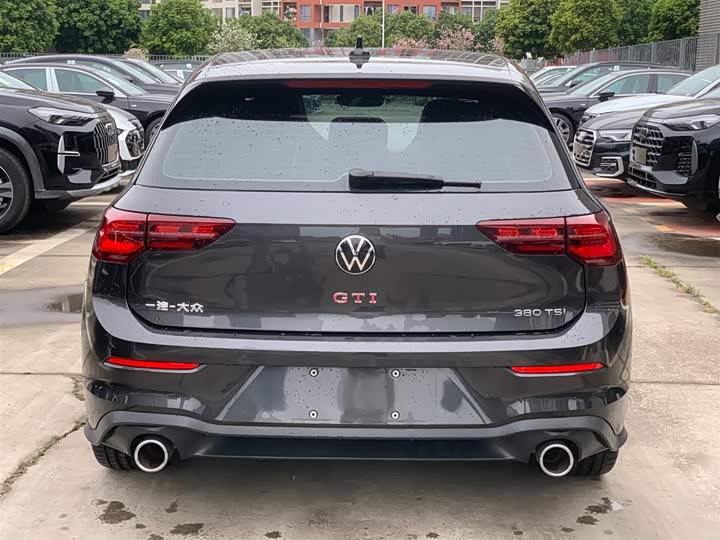 2023 Volkswagen Golf GTI