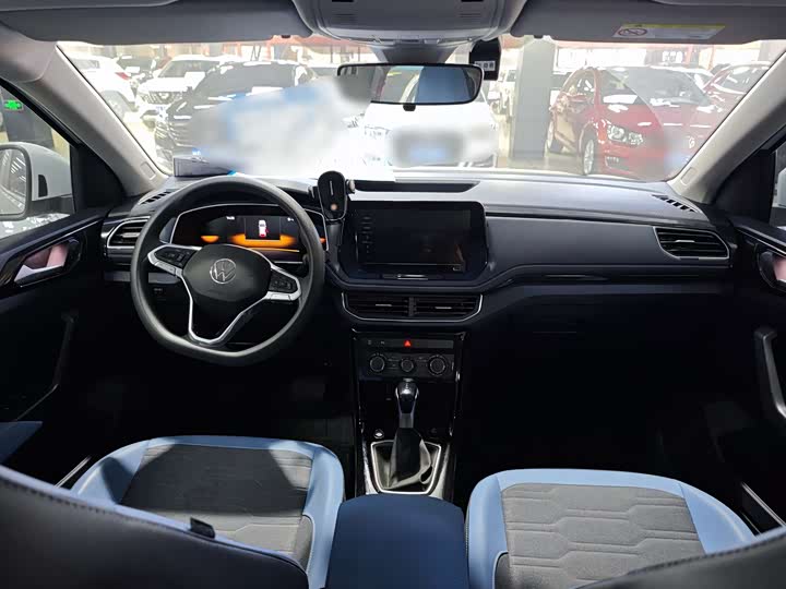 Volkswagen Tharu 2025 2025款 新锐 300TSI 锐意版